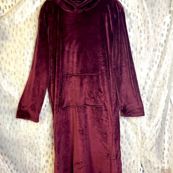 32 Degree Soft..sleep gown with kangaroo pocket L/XL so soft - Picture 2 of 9